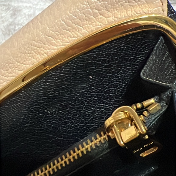 Miu Miu Two-Tone Black and Tan Leather Wallet - Picture 2 of 10